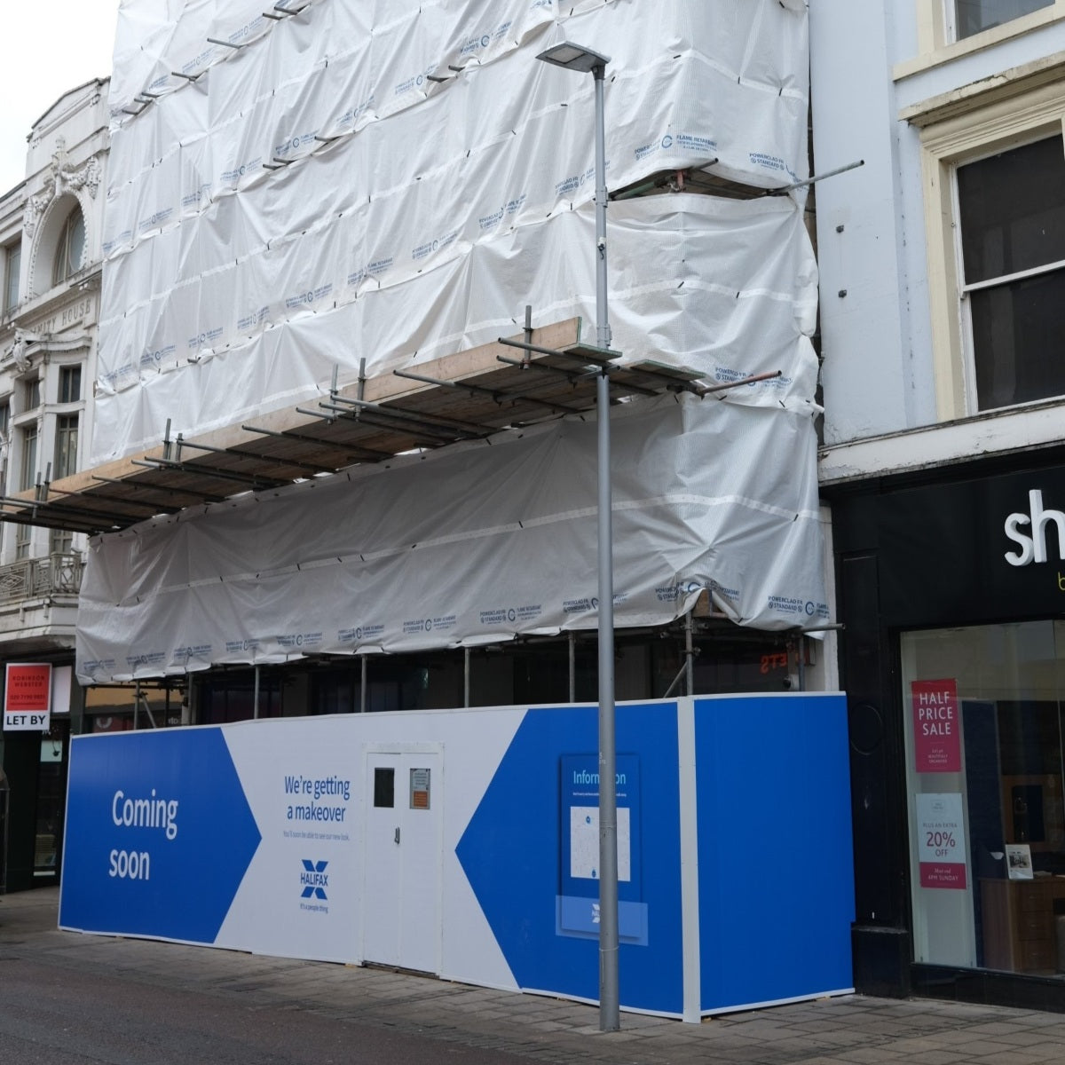 Clip to Scaffold Hoarding System | Hoarding Warehouse